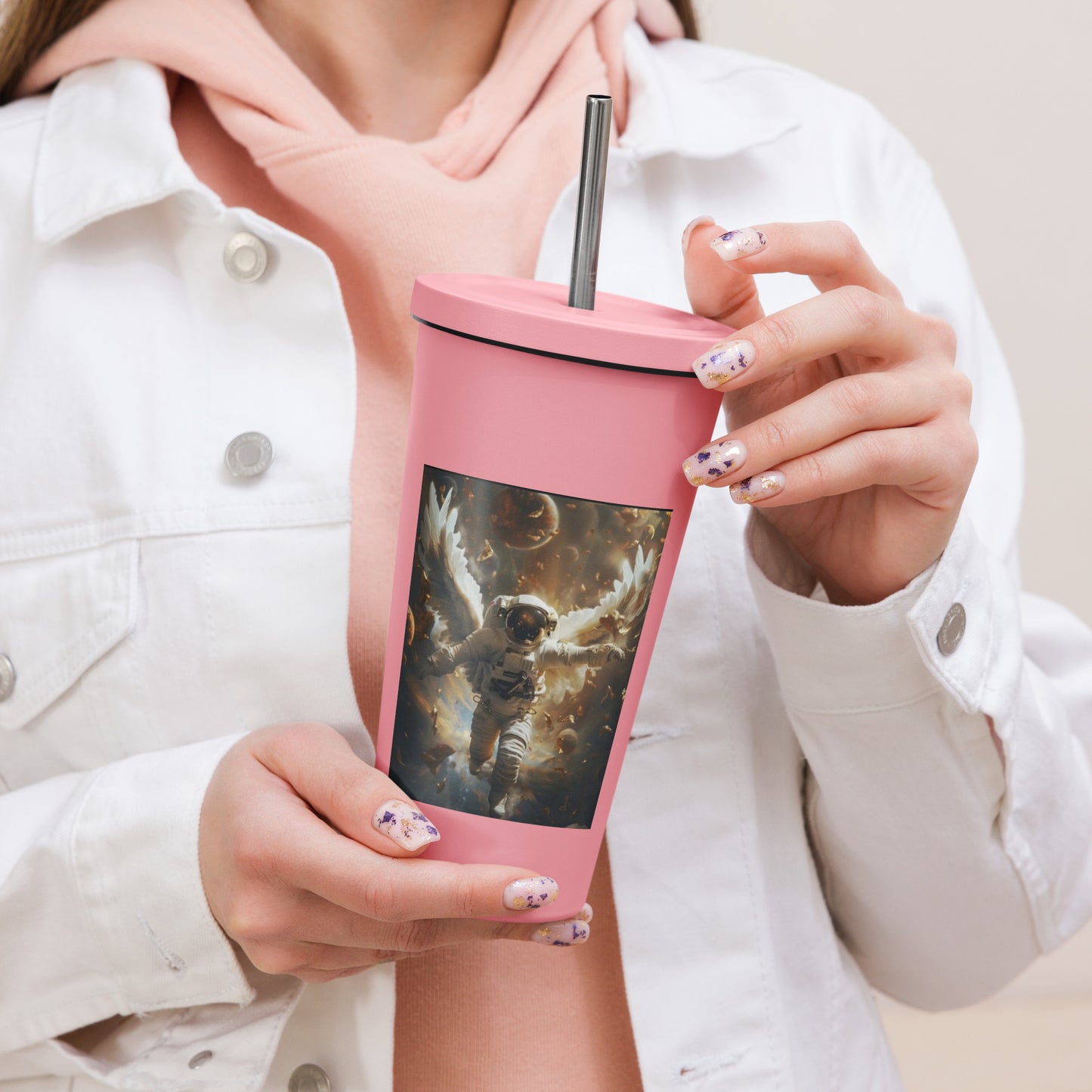 Insulated tumbler with a straw