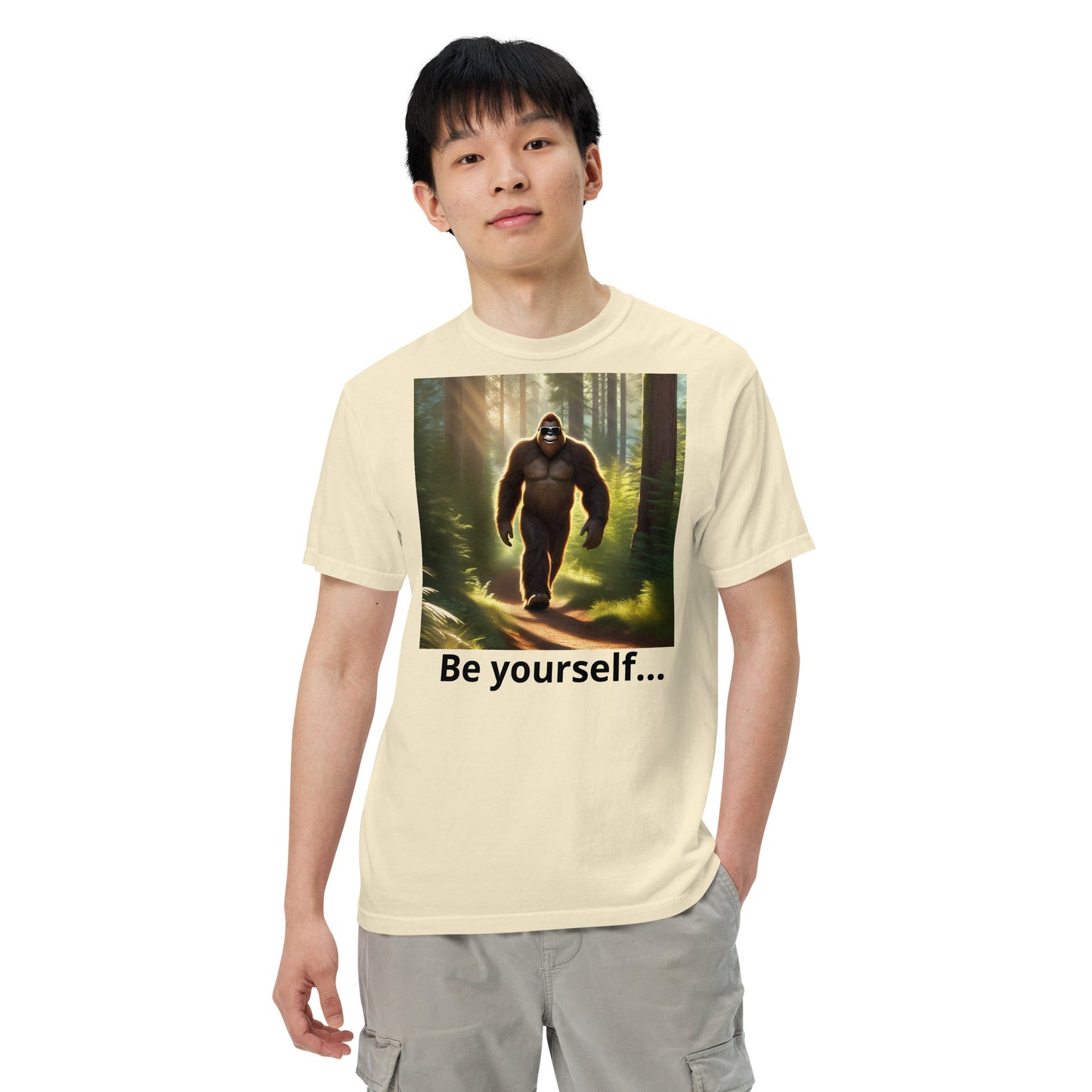 Unisex garment-dyed heavyweight t-shirt