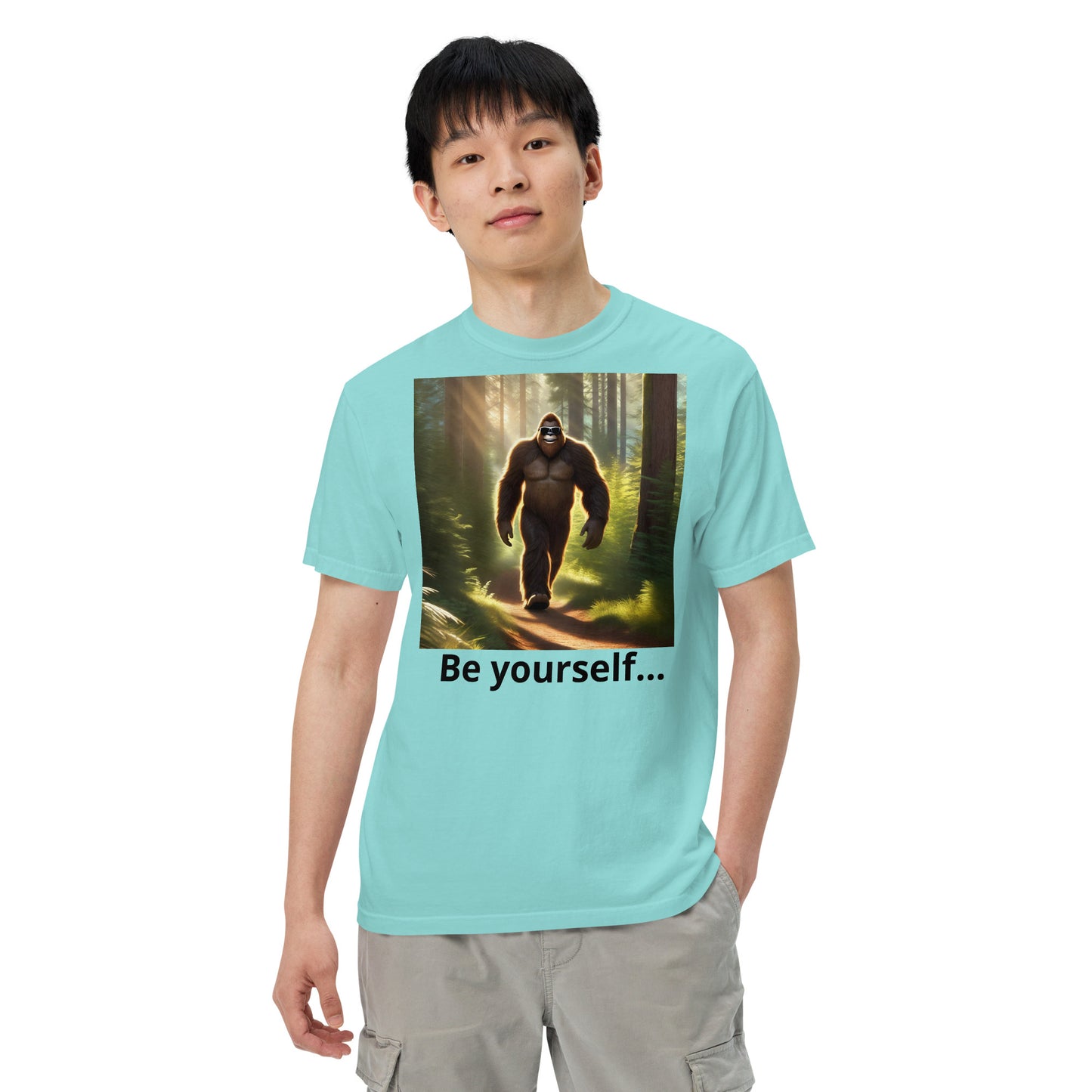 Unisex garment-dyed heavyweight t-shirt